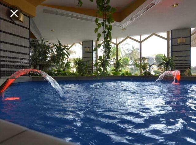Benalbeach Jr Suite Málaga Kültér fotó