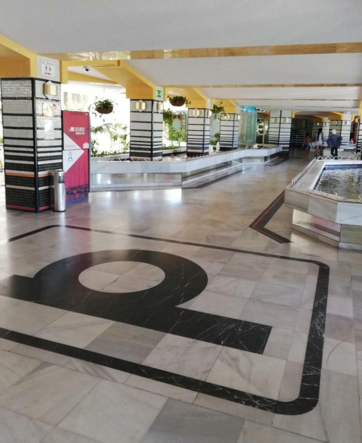 Benalbeach Jr Suite Málaga Kültér fotó